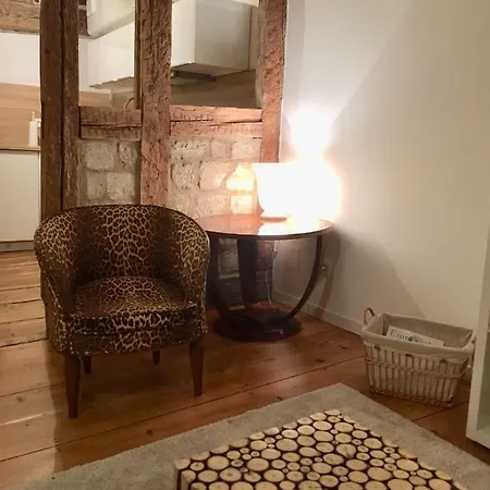 Carpe Diem - Au Pied De La Cathedrale *